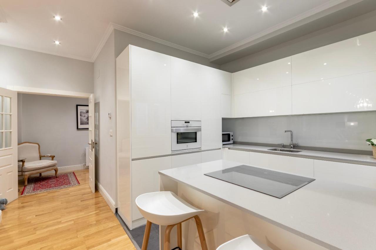 Amplio Y Elegante En Casco Viejo Con Parking Apartment Bilbao Bagian luar foto