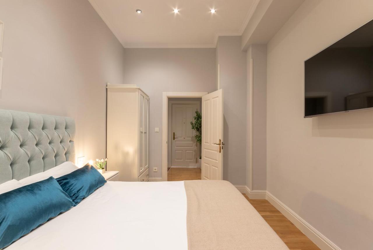 Amplio Y Elegante En Casco Viejo Con Parking Apartment Bilbao Bagian luar foto